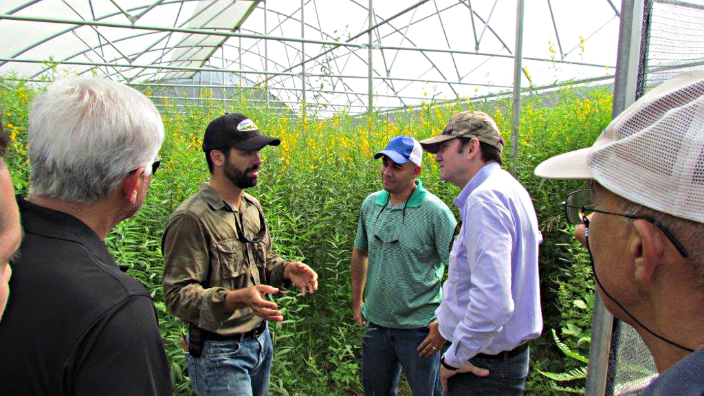 2015. Proyecto de Agro Tropical es visitado por Kirk Hanlin, Assistant Chief de NRCS, y miembros de NRCS.